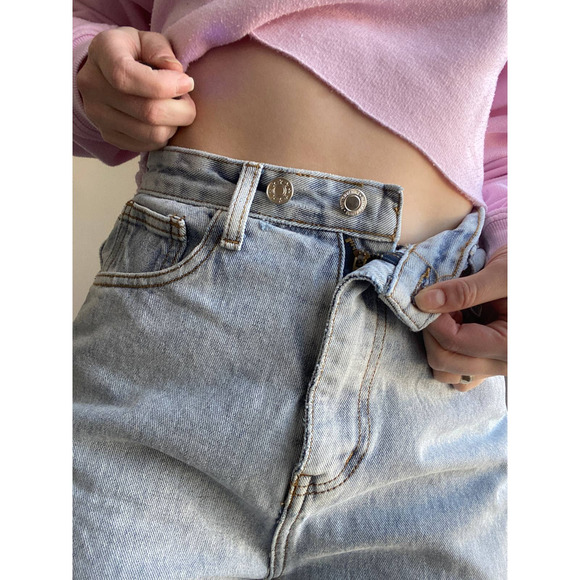 PrettyLittleThing light wash straight jeans, super high rise, size 4 - Picture 12 of 15